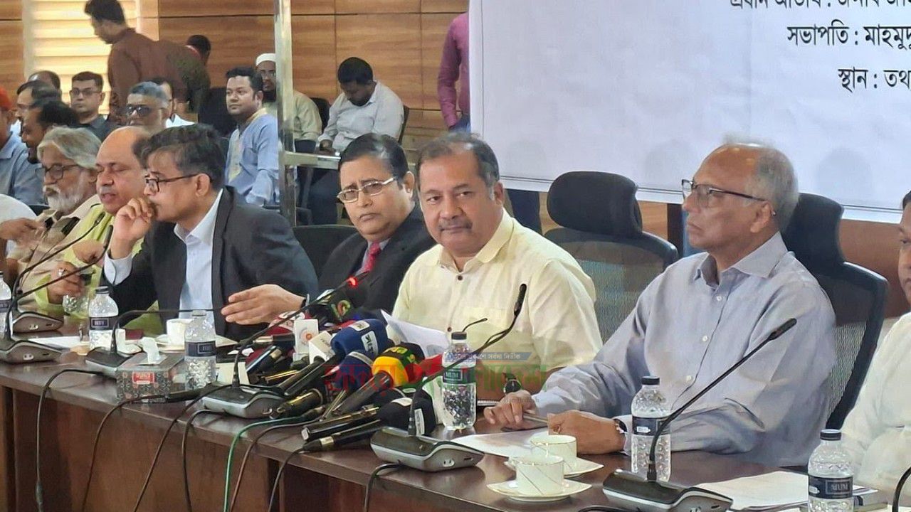 গণমাধ্যমকে নিখুঁত করার দায়িত্ব গণমাধ্যমকেই নিতে হবে: তথ্যমন্ত্রী জহির উদ্দিন স্বপন